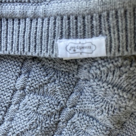 Mud Pie Gray Pom Pom Cable Knit Throw Baby Blanket - Picture 4 of 5